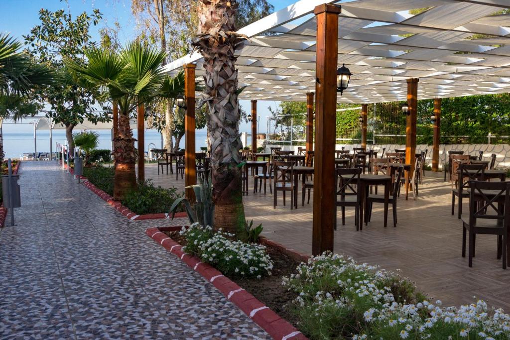 Отдых в отеле Maya World Beach (ex. Akin Paradise Hotel) Аланья Турция