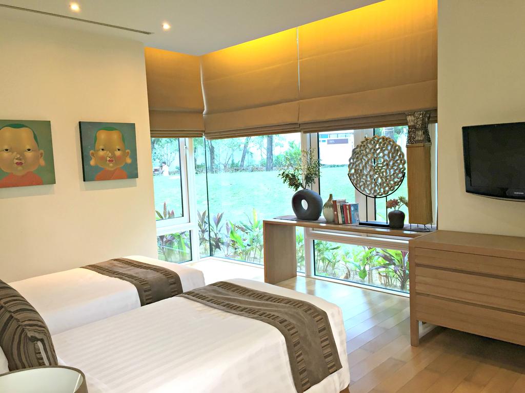 Splash Beach Resort (Ex.Grand West Sands Resort & Villas), Phuket