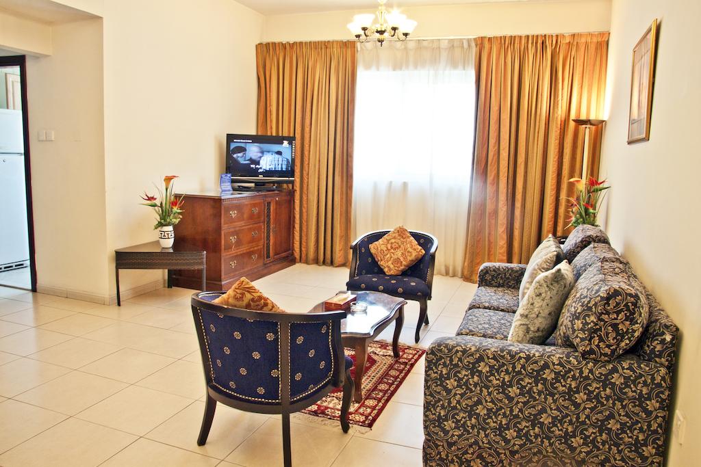Ramee Guestline Hotel Apartments 2, ОАЭ
