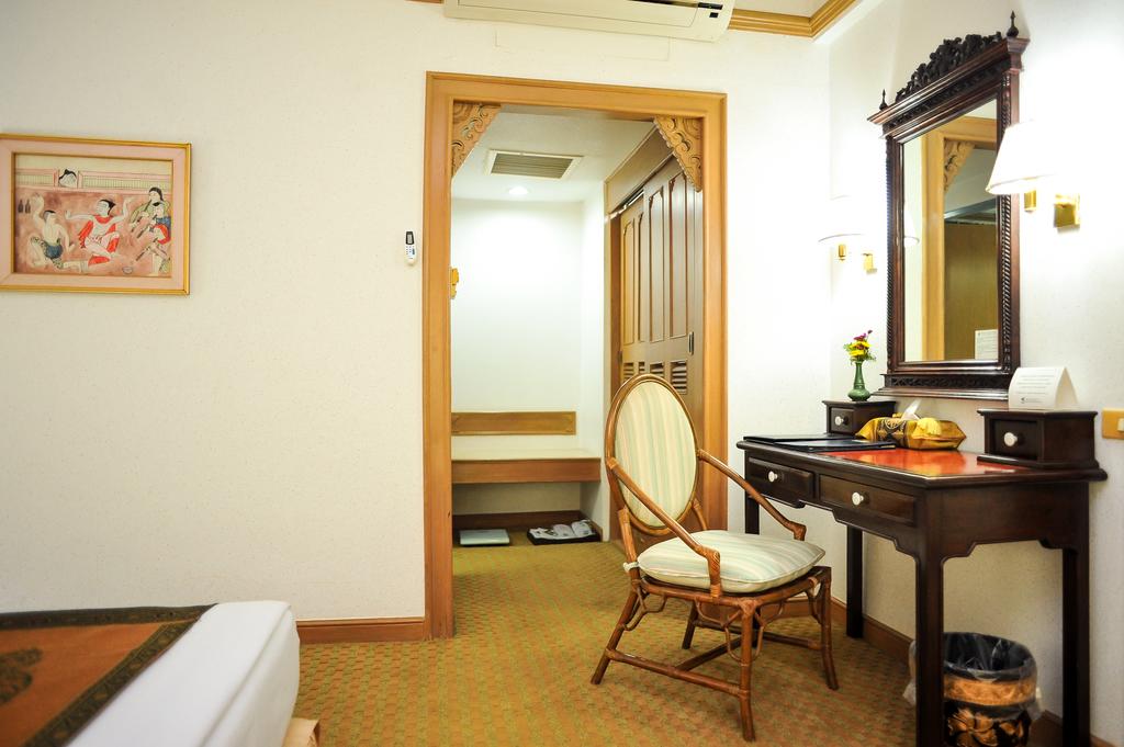 Отель, 3, Wiang Indra Riverside Resort (Rimkok Resort Hotel)