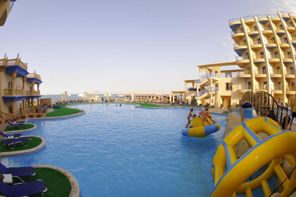 Sphinx Aqua Park Beach Resort, Hurghada ceny