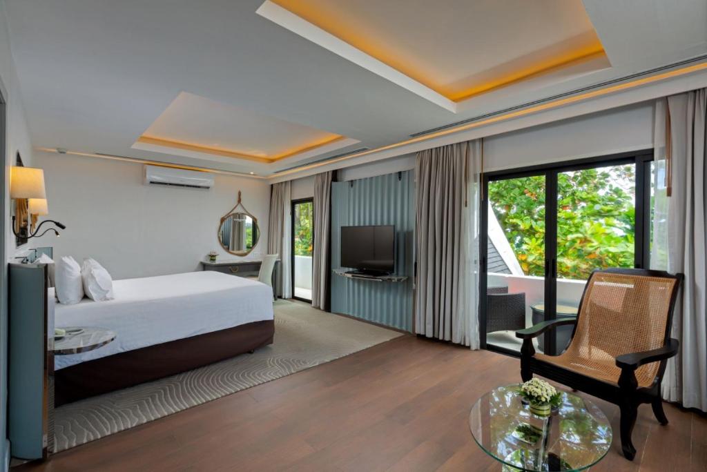 Відпочинок в готелі The Boathouse Phuket
