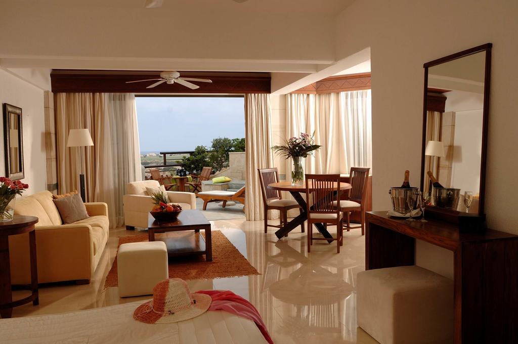Coral Beach Hotel & Resort, Пафос, фотографии туров