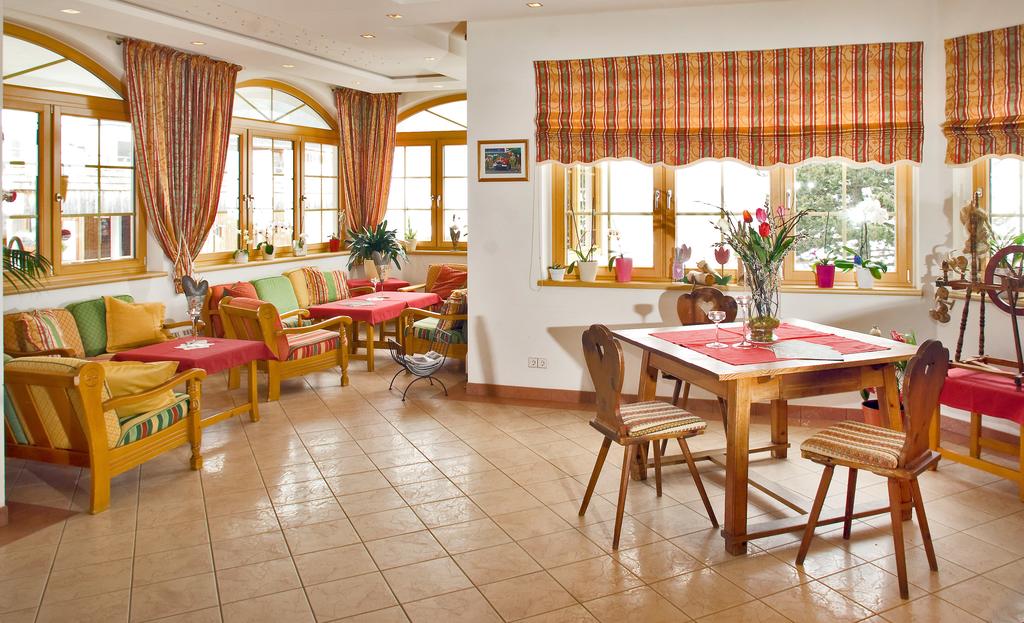 Австрия Familien Hotel Berghof