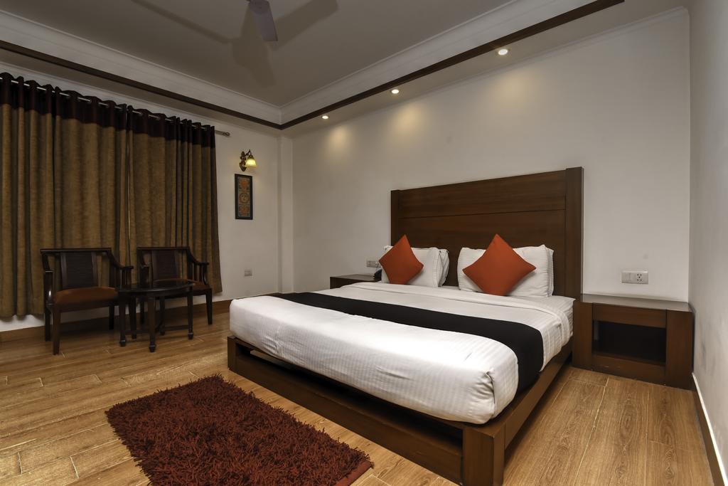 Дели Anila Hotels (Naraina) цены