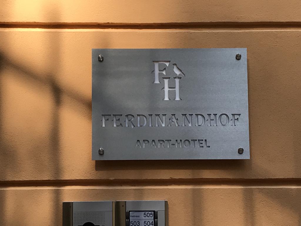 Ferdinandhof, фотограції туристів