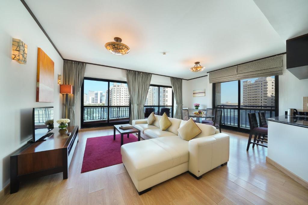 Цены в отеле Park Apartments Dubai,an Edge by Rotana Hotel