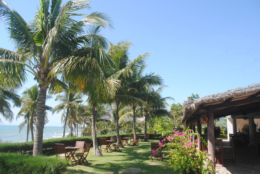 Lotus Mui Ne Beach Resort & Spa, Вьетнам, Фантхьет, туры, фото и отзывы