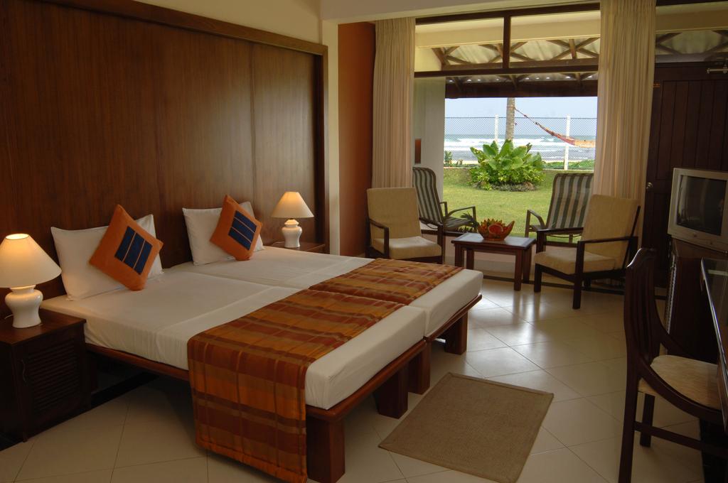 Горящие туры в отель Coral Sands