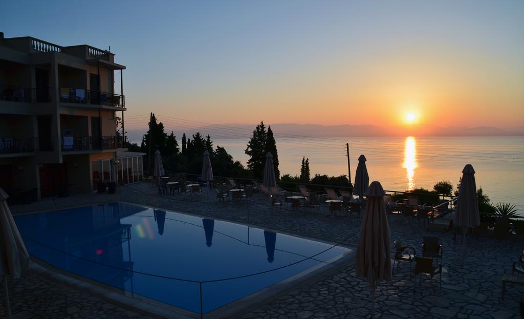 Гарячі тури в готель Corfu Belvedere Hotel