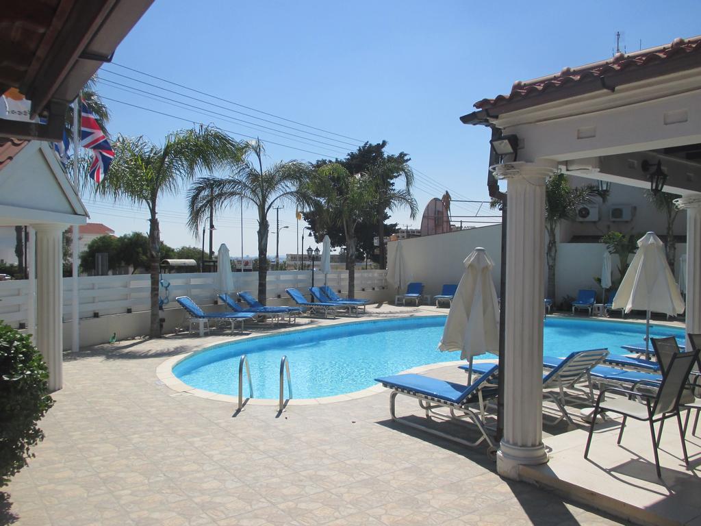 Отдых в отеле Tsialis Hotel Apartments Ларнака Кипр