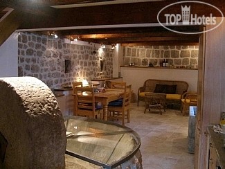 Villa Old Mill House, Черногория, Маровичи, туры, фото и отзывы