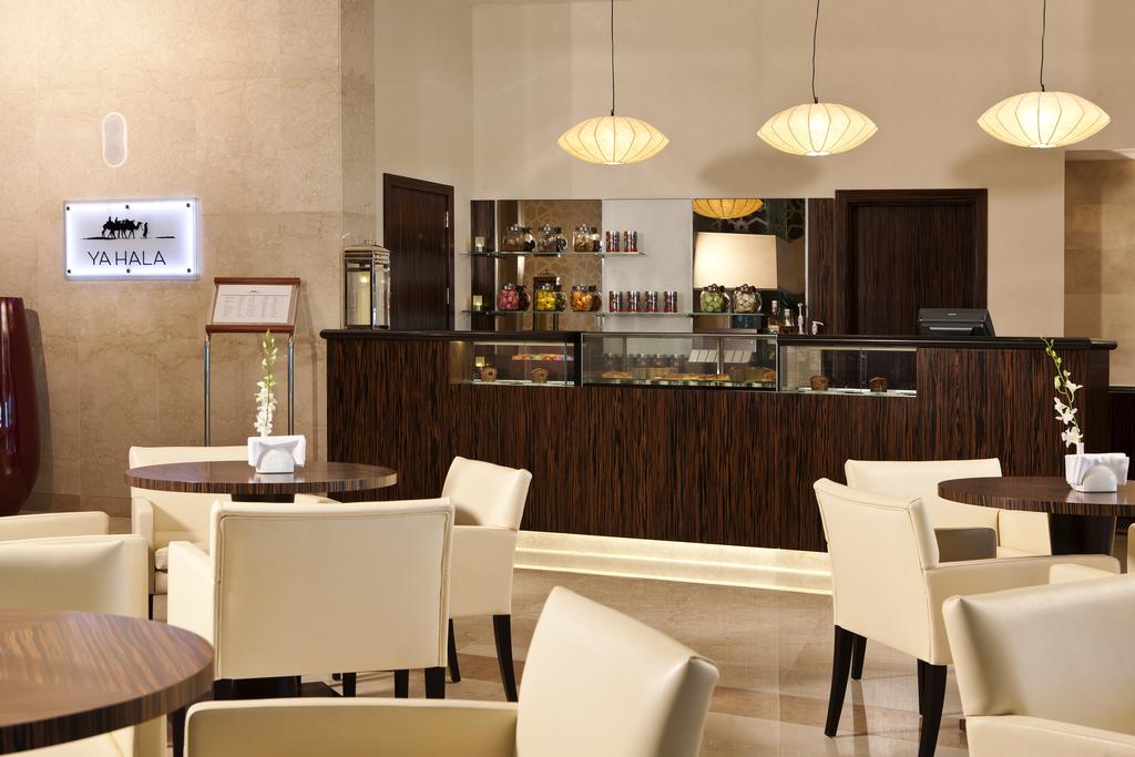 Hotel rest Hilton Doha