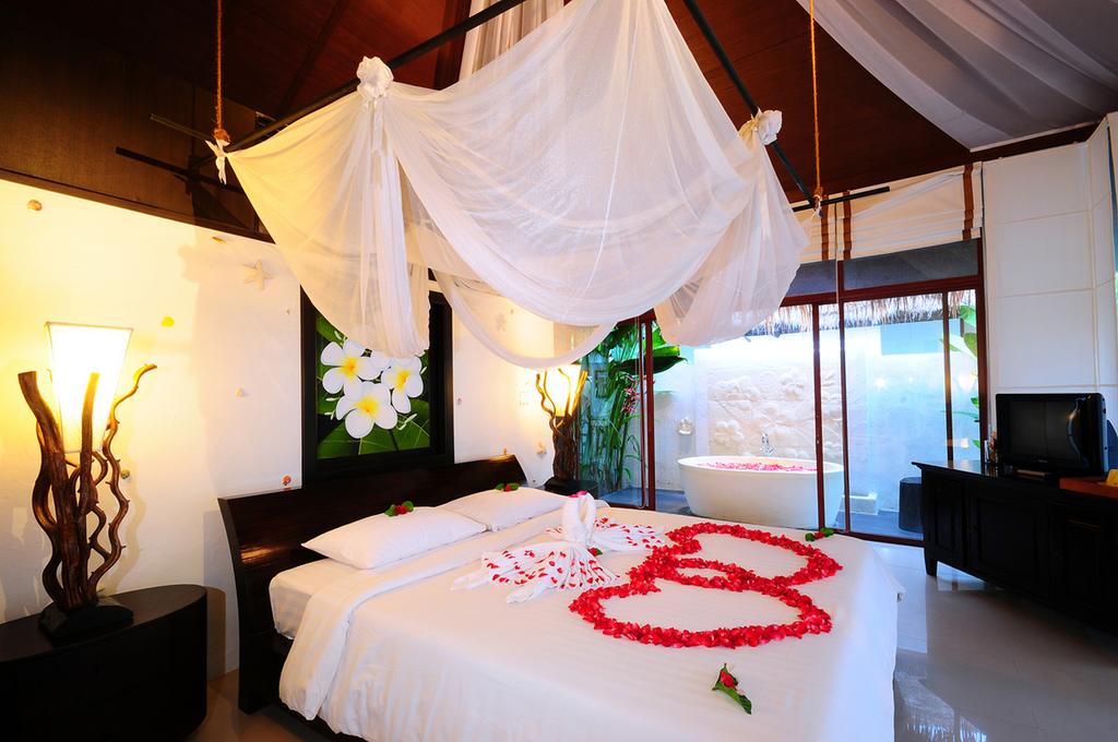 Горящие туры в отель Dhevan Dara Resort And Spa Хуа Хин Таиланд