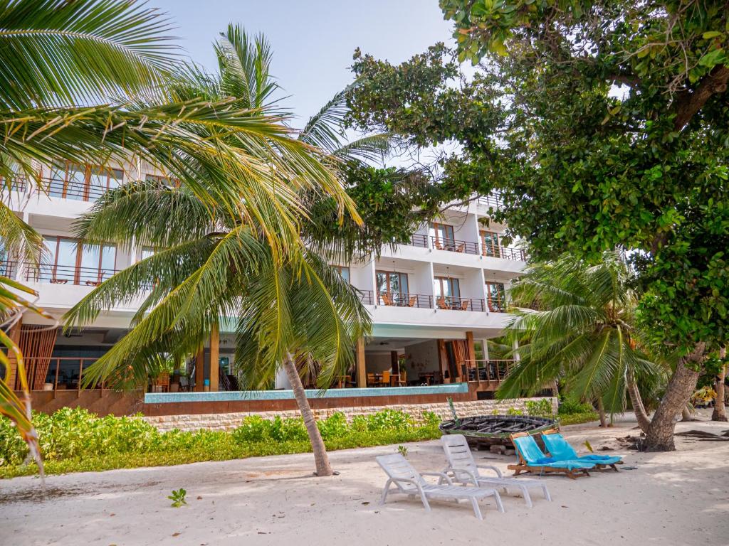 Горящие туры в отель Kiha Beach Guest house Баа Атолл Мальдивы