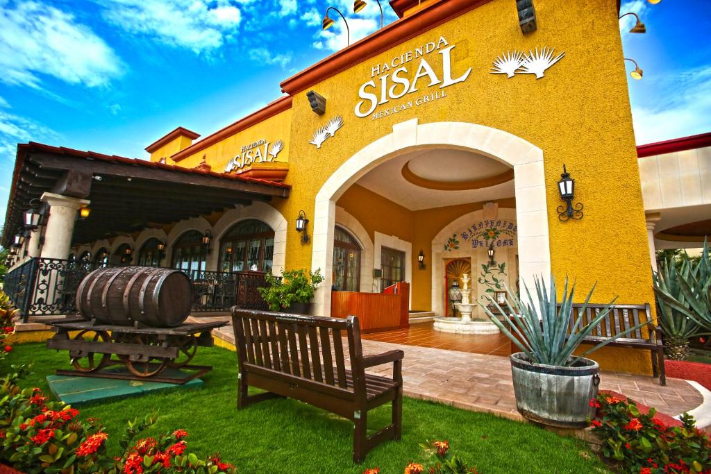 The Royal Sands Resort & Spa ціна