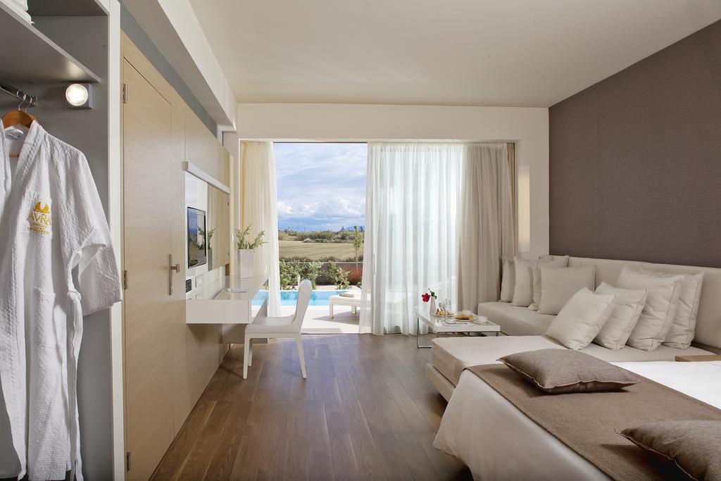 Горящие туры в отель Avra Imperial Beach Resort Ханья Греция