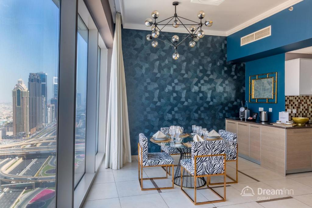 Dream Inn Dubai Apartments-48 Burj Gate Gulf Views цена