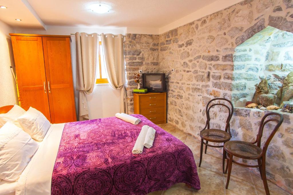 Hot tours in Hotel Serventi Lepetane Tivat Montenegro