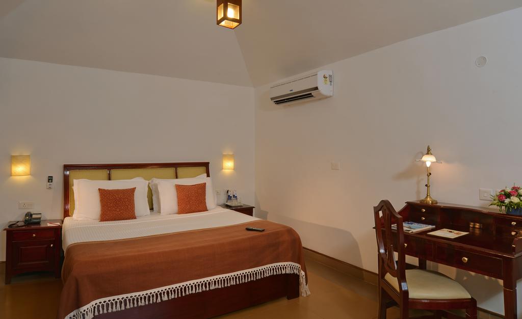 Wakacje hotelowe Esturay Island Kerala