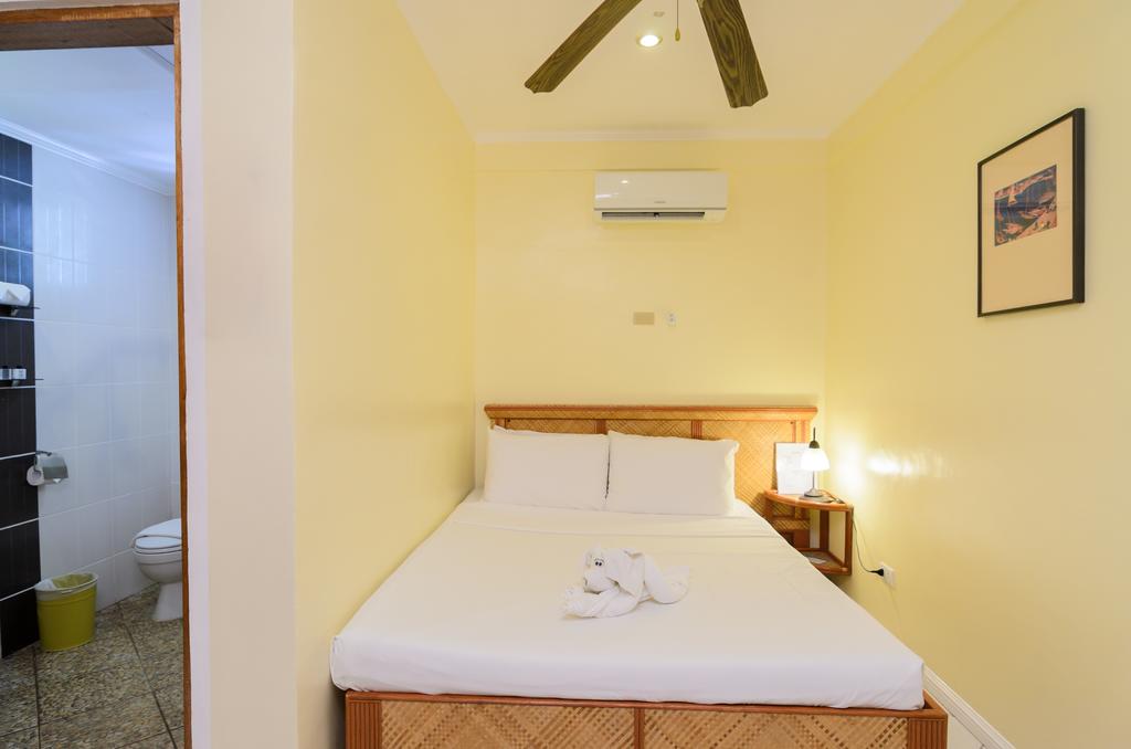 Гарячі тури в готель Bohol Sea Resort Бохол (острів)