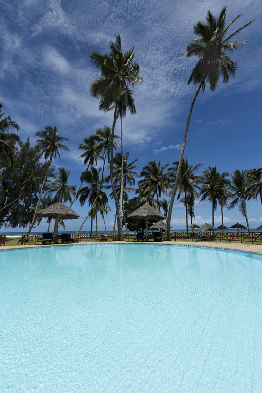 Neptune Paradise Beach Resort & Spa, Момбаса ціни