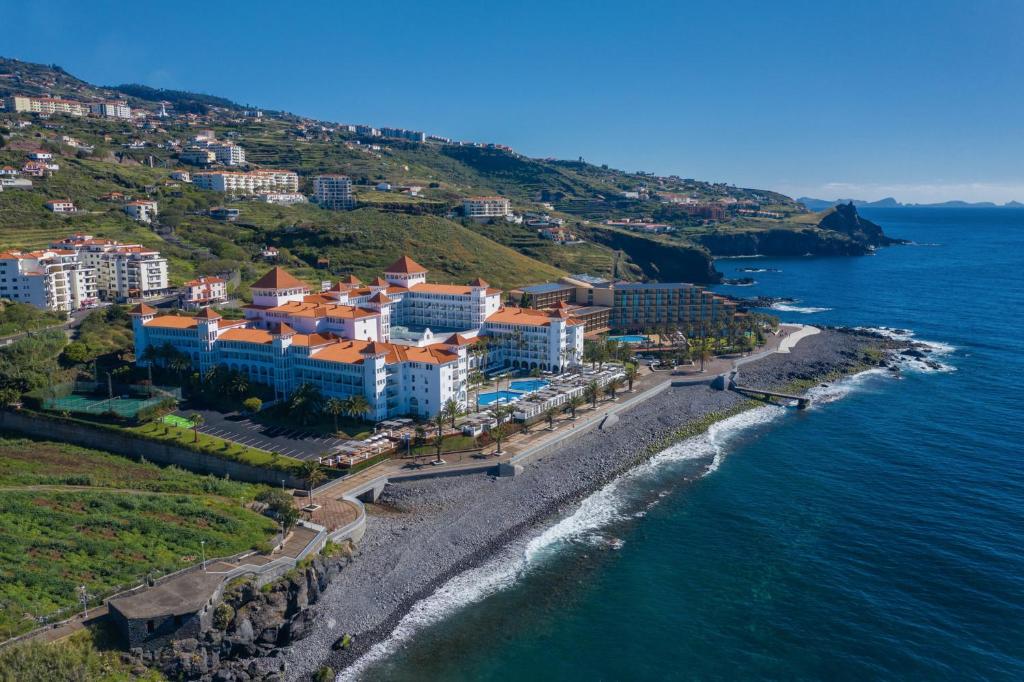 Тури в готель Riu Palace Madeira Канісу