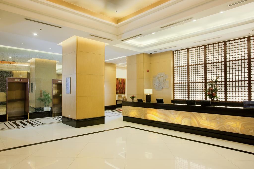 Отзывы туристов Holiday Inn Manila Galleria