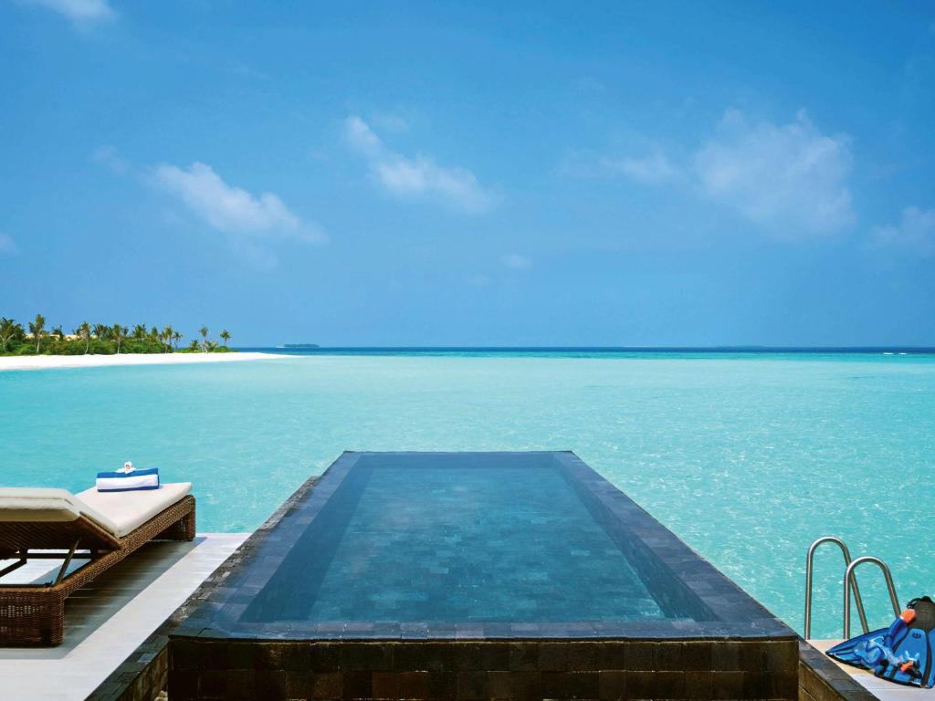 Movenpick Resort Kuredhivaru Maldives, Нууну Атолл, фотографии туров