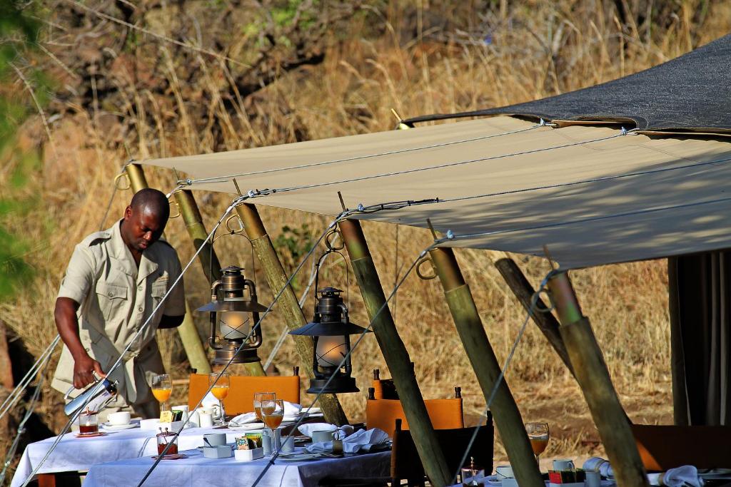 Национальный парк Серенгети Elewana Serengeti Pioneer Camp