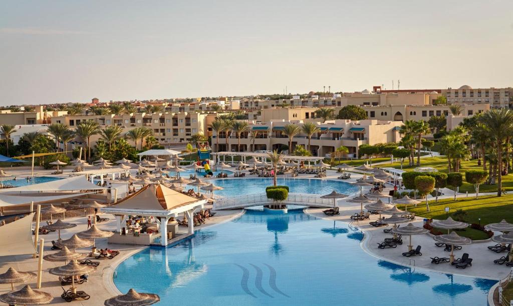 Горящие туры в отель Coral Sea Holiday Resort Шарм-эль-Шейх