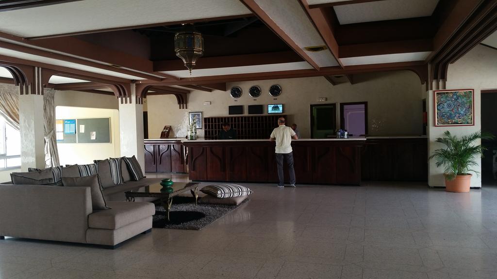 Відгуки про готелі Hotel Adrar