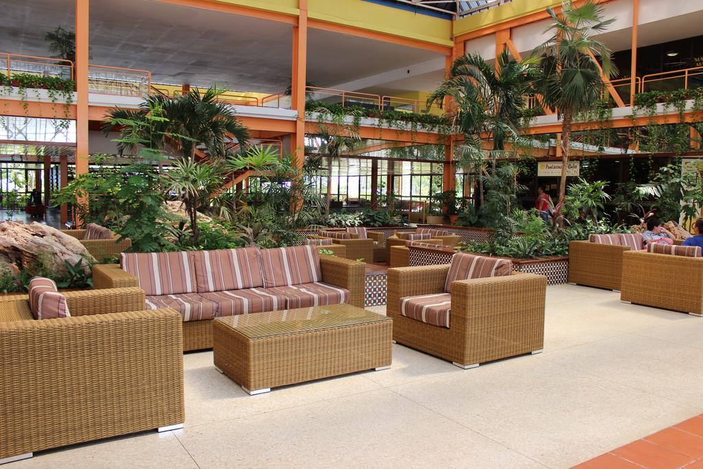 Odpoczynek w hotelu Gran Caribe Puntarena Playa Caleta (ex. Bellevue)