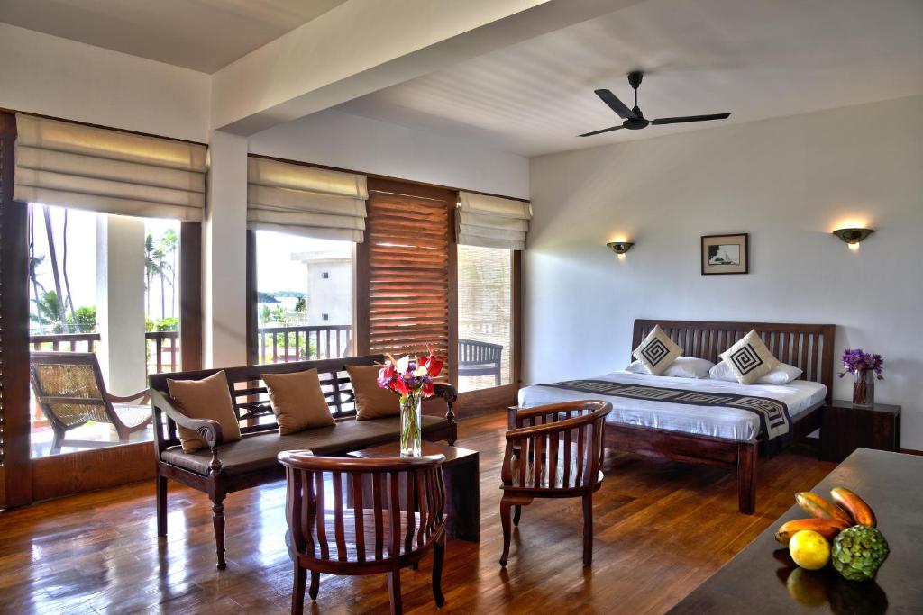 Tours to the hotel Weligama Bay Resort