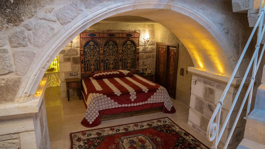 Elika Cave Suites, Ortahisar prices