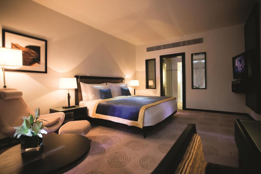 Отзывы про отдых в отеле, Avani Deira Dubai Hotel (ex. Movenpick Hotel)