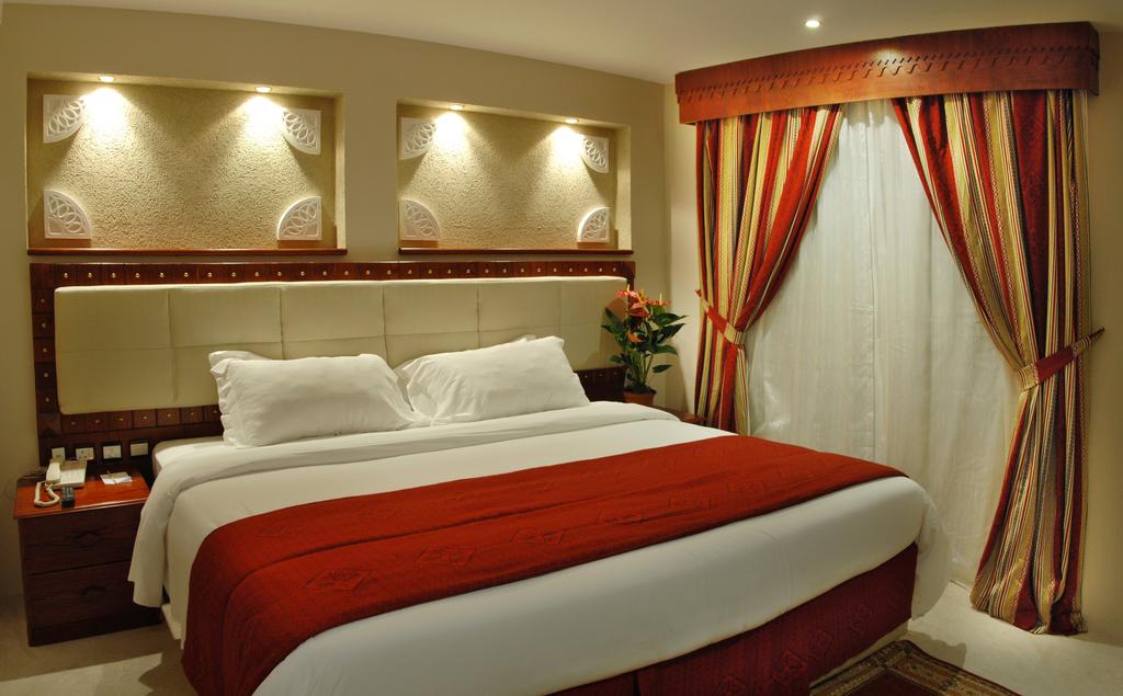 Ціни в готелі Al Liwan Suites Doha