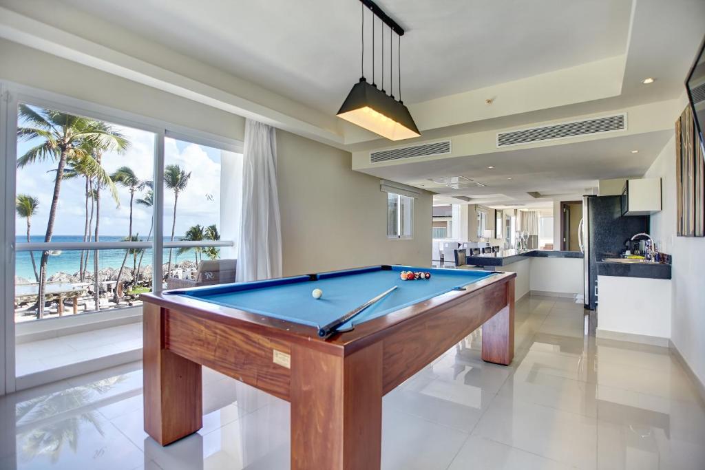 Hotel reviews, Royalton Punta Cana