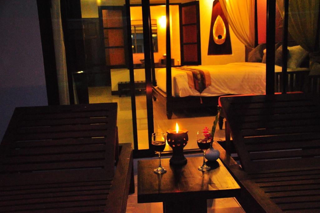 Отзывы гостей отеля Navatara Phuket Resort