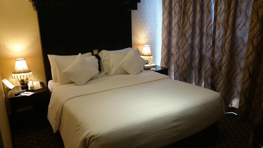 Гарячі тури в готель Sandras Inn Hotel Дубай (місто) ОАЕ