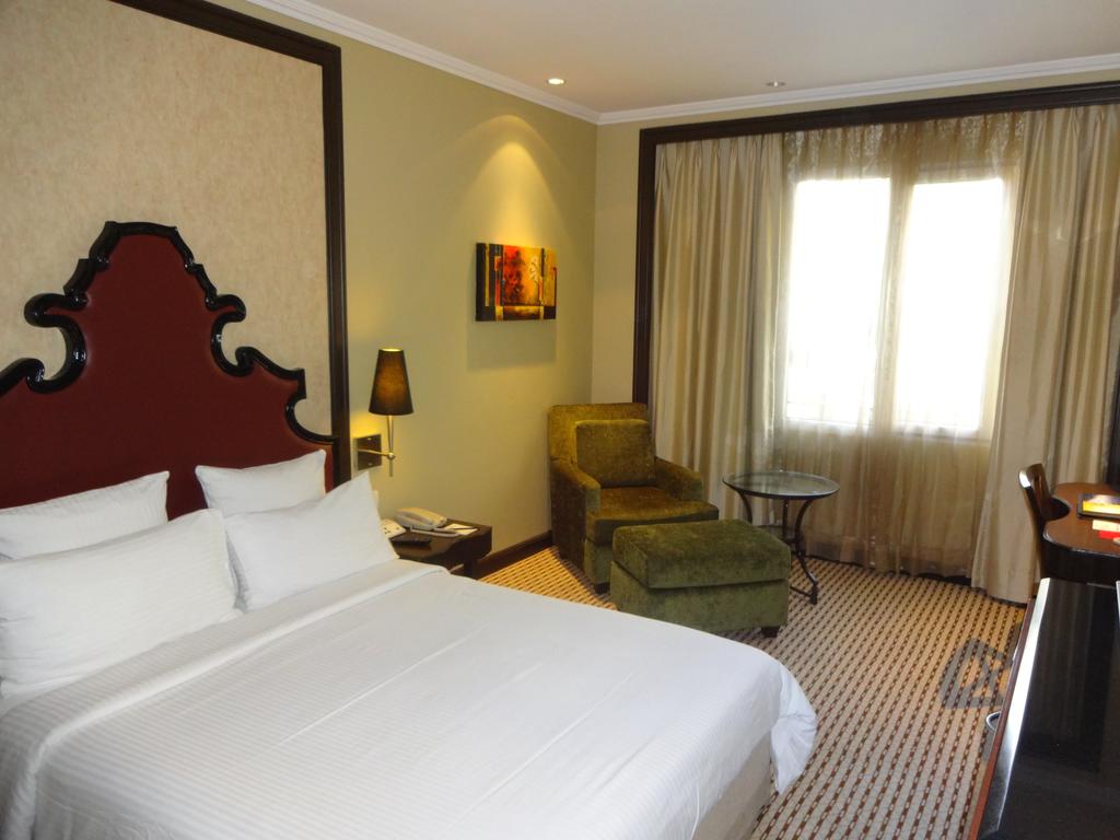Горящие туры в отель St. Marks Бангалор