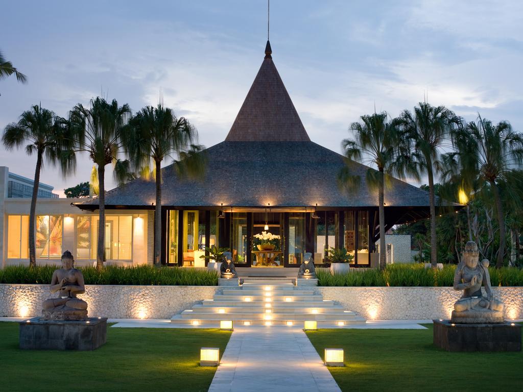 Горящие туры в отель Royal Santrian Танжунг-Беноа Бали (Индонезия)