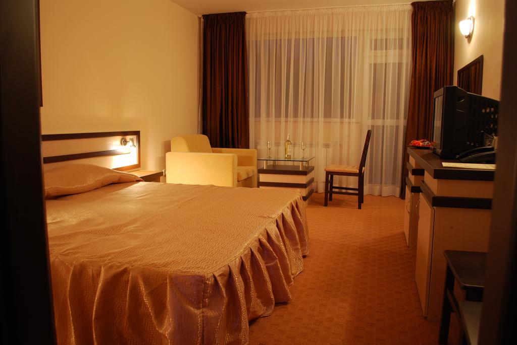 Горящие туры в отель Holiday Spa Hotel Велинград