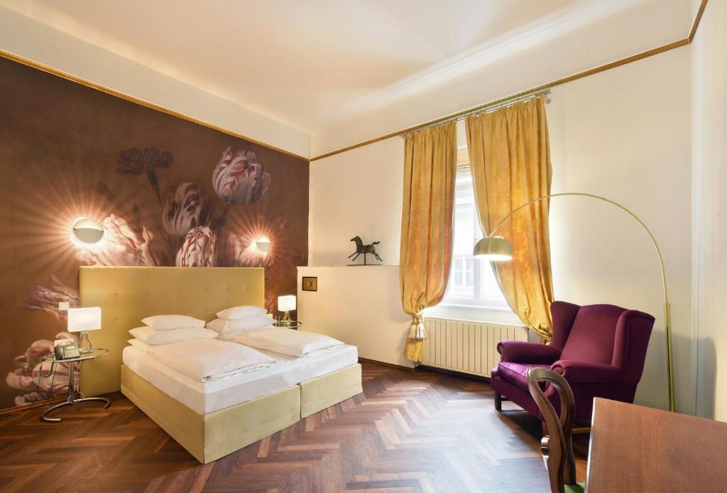 Цены, Boutique Hotel Dom - Rooms & Suites (ex. Hotel Zum Dom Palais Inzaghi)