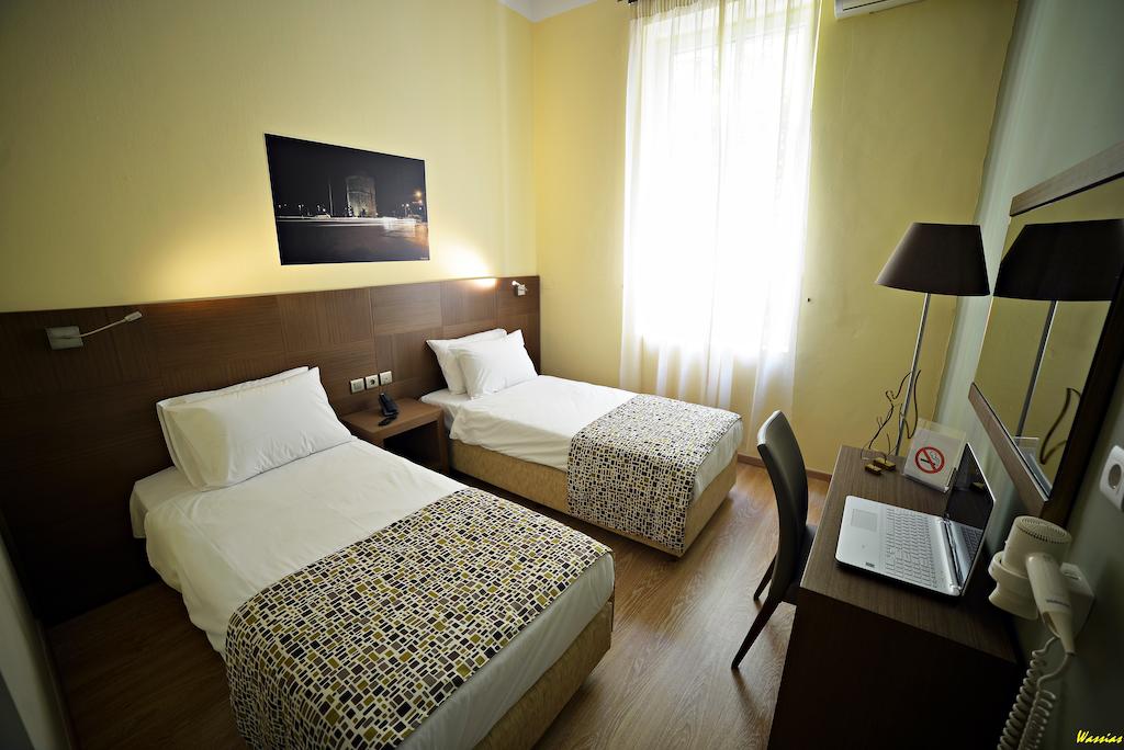 Відпочинок в готелі Orestias Kastorias Hotel