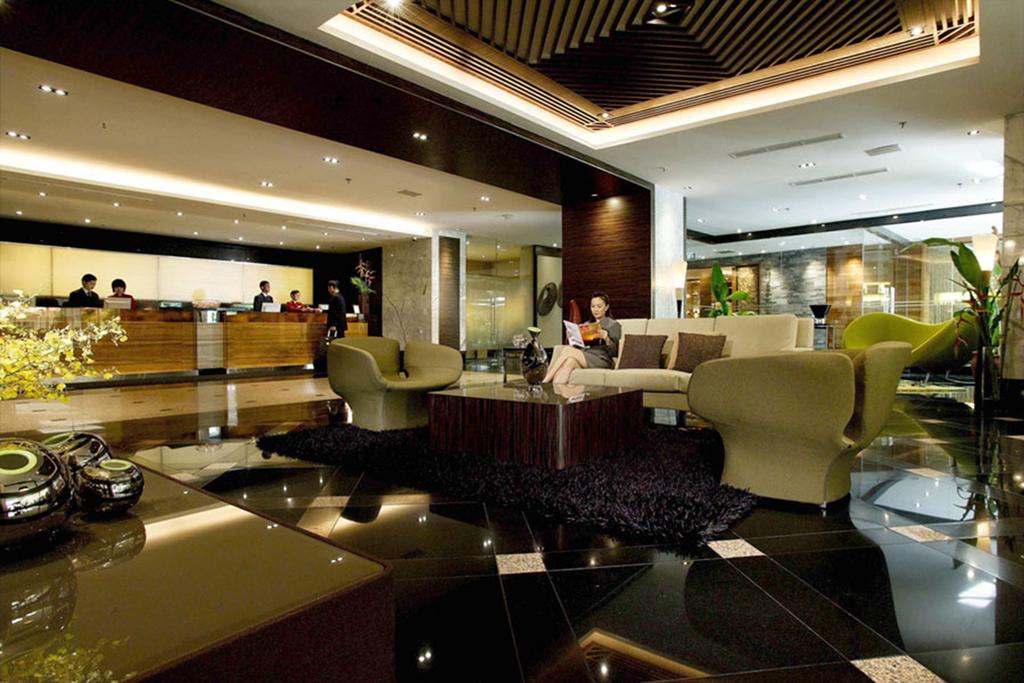 Горящие туры в отель Parkroyal On Beach Road Сингапур