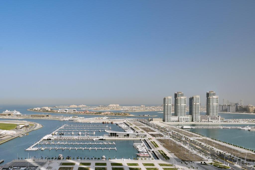 Отзывы туристов Dubai Marriott Harbour Hotel & Suites