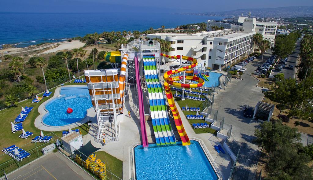 Отзывы об отеле Leonardo Laura Beach & Splash Resort