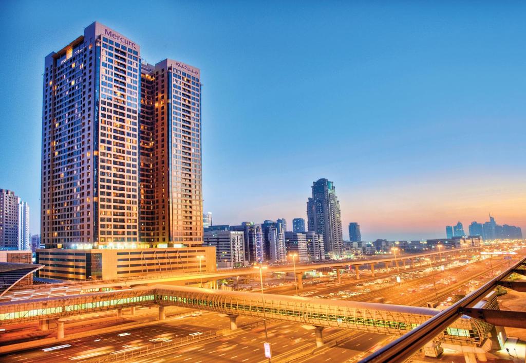 Mercure Hotel Apartments Dubai Barsha Heights, APP, photos
