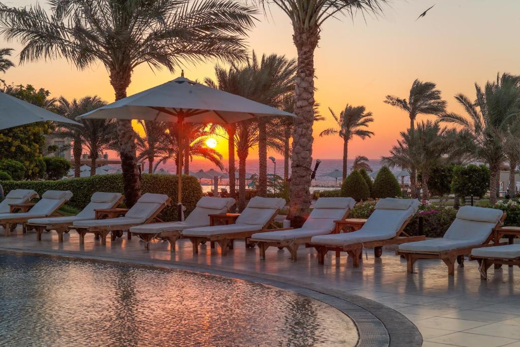 Ціни в готелі Cleopatra Luxury Resort Sharm El Sheikh